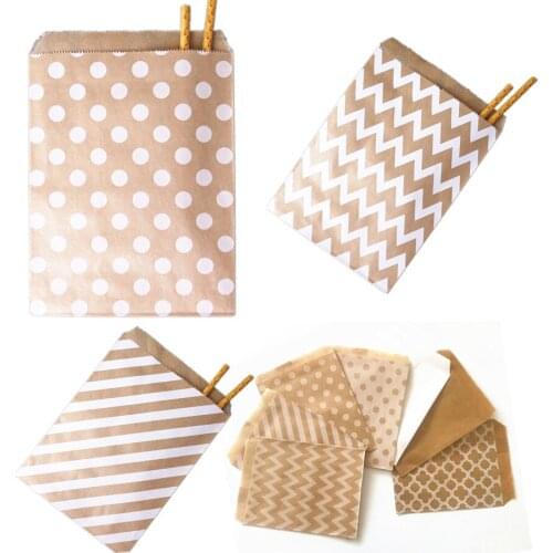 25pcs Paper Bags Treat bags Candy Bag Chevron Polka Dot Bags Christmas Wedding Birthday Party Favors Supplies Gift Bags