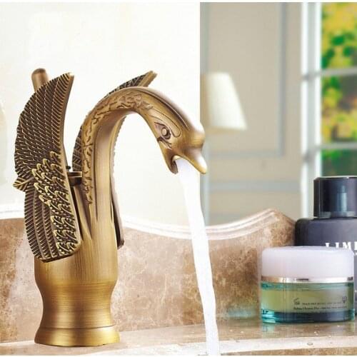 Vintage Retro Antique Brass Animal Swan Style Bathroom Basin Mixer Tap Faucet Single Hole One Handle mnf087