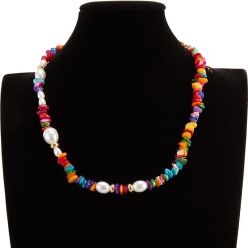 Bohemian Rainbow Irregular Natural Stone Chips Necklaces Women Choker Pearl Beaded Neck Chain Fashion Summer Beach Jewelry Gifts