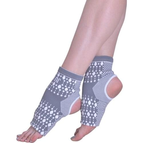 Medical 2 PCS Sports Ankle Pillar Protector Compression Ankle Pillar Pad Elastic Pressure Fixation Ankle Sprain