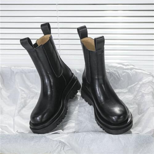 2021 New Genuine Leather Chimney Boots Autumn And Winter Thick-soled Short Tube Cavalier Chelsea Martin Boots Womens