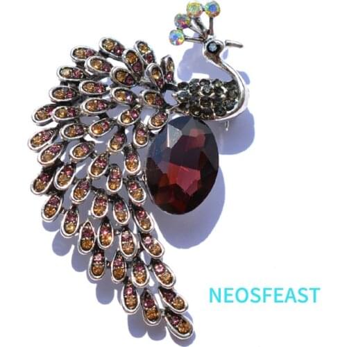 Elegant Crystal Peacock Brooches for Women Rhinestone Pin Mix Color Lady Gifts Dress Daily Garments Accessory Fashion Jewelry