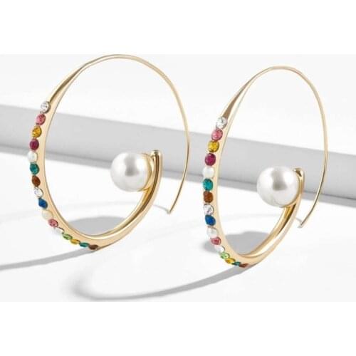 2020 New fashion personality design large hoop earrings for women trendy pearl earrings korean Senior luxury earrings jewelry