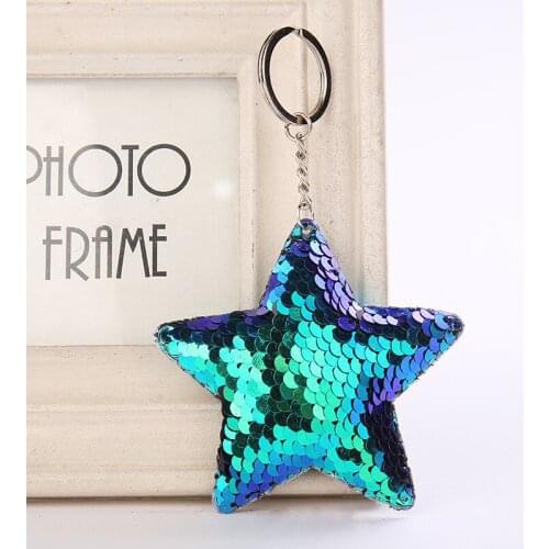 Cute five-pointed star sequin keychain pendant reflective shiny star keychain mom gift key ring girl car bag accessory pendant