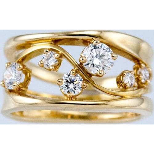 Huitan Luxury Gold Color Women Ring Hollow-out Design Inlaid Dazzling Round Cut Crystal Zircon Wedding Engage Party Fashion Ring