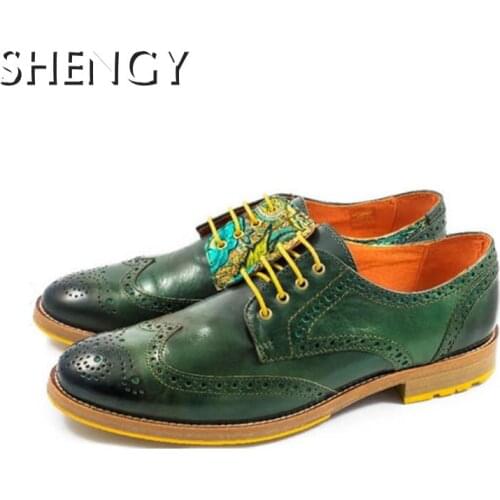 New Fashion Men Shoes Mixing Color Dress Shoes Men Party Bretheble Leather Outdoor Wark Laceup Leisure Luxury Zapatos Sneakers