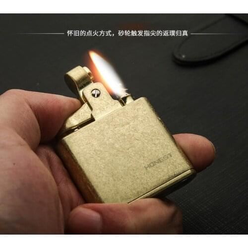 Vintage Retro Nostalgic Knurled Kerosene Lighter Fashion Creative Personality Grinding Wheel Cotton Oil Lighter Mens Gift Box