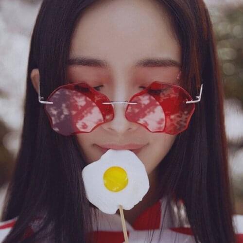 LVVKEE New Fashion Brand design men women Clouds sunglasses Mirror Women LENS Colorful gradient oculos Gafas Blue sun glasses