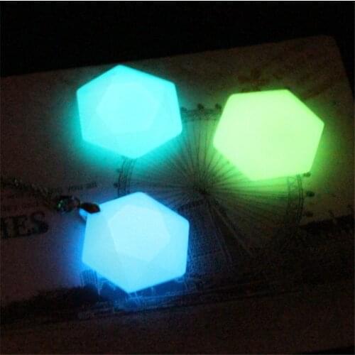 Natural Glowing In The Dark Stone Hexagram Necklace Star of Pendant Luminous Necklaces Women Men Lucky Jewelry