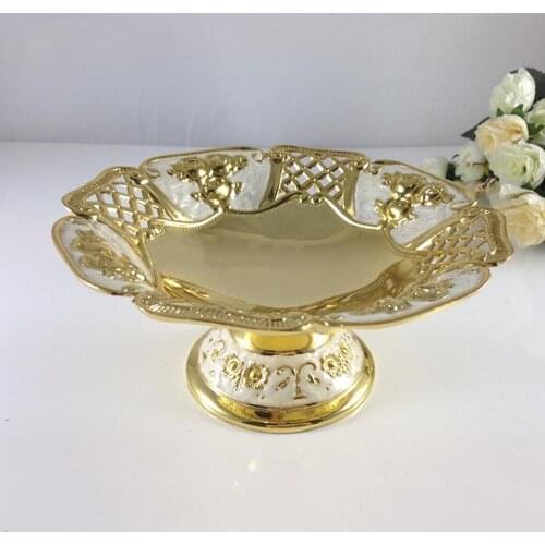 Elegant Hollow Golden Plated Dried Fruit Plate Snack Tray Luxury Home Fruit Bowl