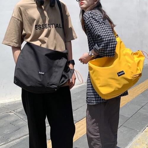 Summer Japanese Fashion Mens And Womens Travel Bags Nylon Large-capacity Simple And Lightweight Messenger Bags Gym Bags