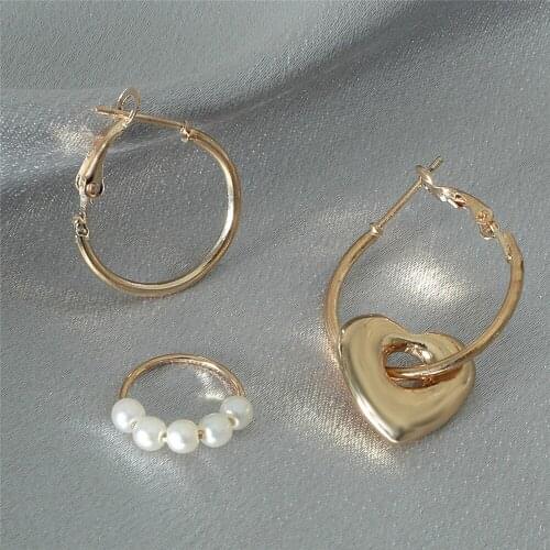 Trendy Hip Hoop Heart Pearl Earrings Fashion Temperament Crystal Drop Dangle Popular Hoop Earrings Women Gift Party Jewelry
