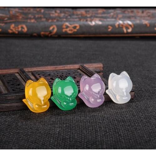 Natural Agate Chalcedony Little Fox Pendant Necklace Jadeite Chalcedony Amulet Fashion Jewelry Luck Gifts Women Sweater Chain