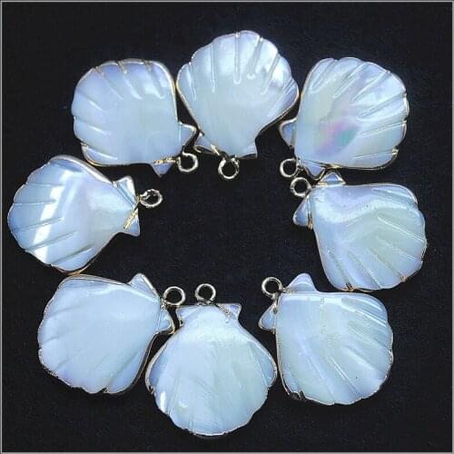 4pcs white saltwater shell pendants carving shell for women bracelets size 21x20mm white colors beads findings