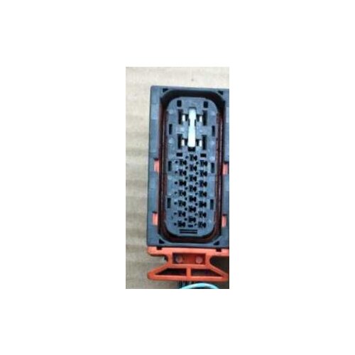 Automotive connector ABS pump plug USED