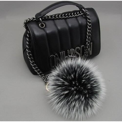 10cm Genuine Fox Fur Pom Poms Women Bag Bug Luxury Brand Bag Charm Bugs Pompom Keychain Luxury Pendant f315