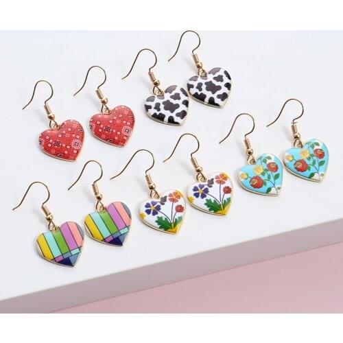 1Pair Retro Enamel Heart Shaped Dangle Earrings Flower Decorative Pattern Drop Earring Valentines Day Gifts For Women Jewelry