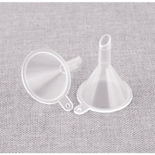 10Pcs transparent Mini Funnels Small Plastic For Perfume Diffuser Mini Bottles Packing tool Essential Oil Cosmetic Filling