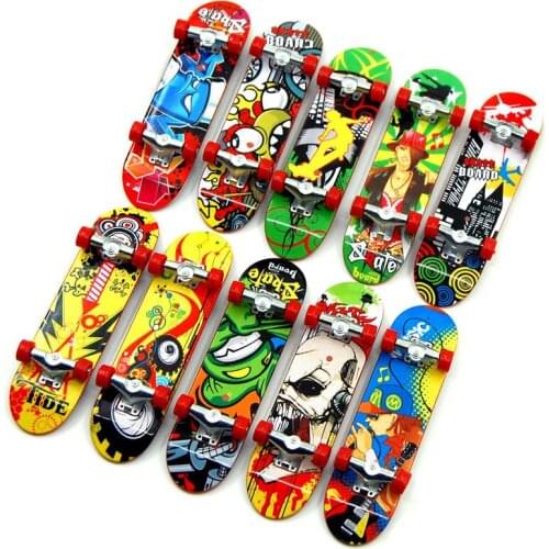 Alloy Stand Fingerboard Mini Finger Skateboards Fashion Finger Board for Fingers Ramp Fingerboard Skateboard Training Toys Kit