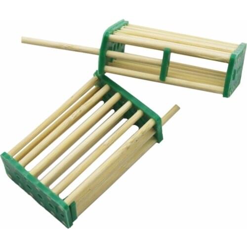 30 Pcs Beehive Wholesale bee King Cage Prisoners Italian bee hives Wang prisoners bamboo cage Beekeeping Tools