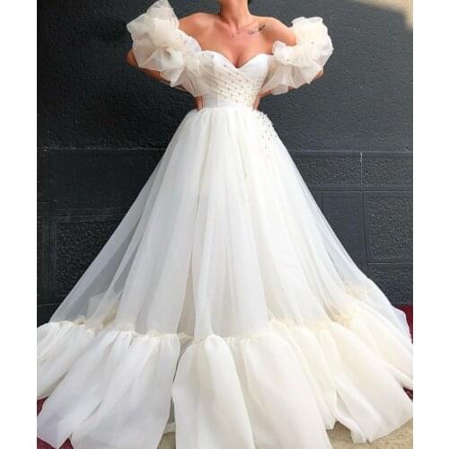 Ivory Ball Gown Beaded Evening Dresses 2021 Off Shoulder Organza Formal Prom Evening Party Gowns Dubai Caftan Robe De Soiree