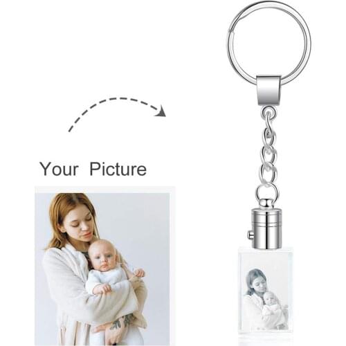 Personalized LED Light Custom Crystal Photo Keychain Unique Wedding Memory Gift Customized Picture Pendant Keyring Charm Jewelry