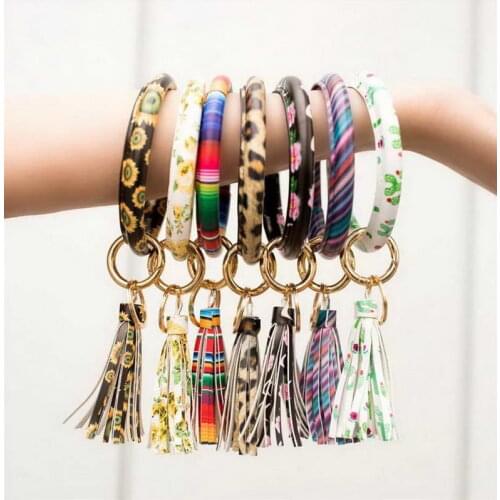 ZWPON Hot Sale PU Leather Tassel Big O Circle Key Chain Women Wristlet Keychain Girl Key Ring Wrist Strap Wholesale