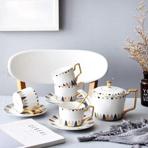 Creative coffee cups set British Porcelain Tea Set bone china porcelain Scented tea partyTeatime Afternoon Teapot Cup Mug