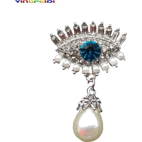 European and American fashion retro pearl evil eye brooch