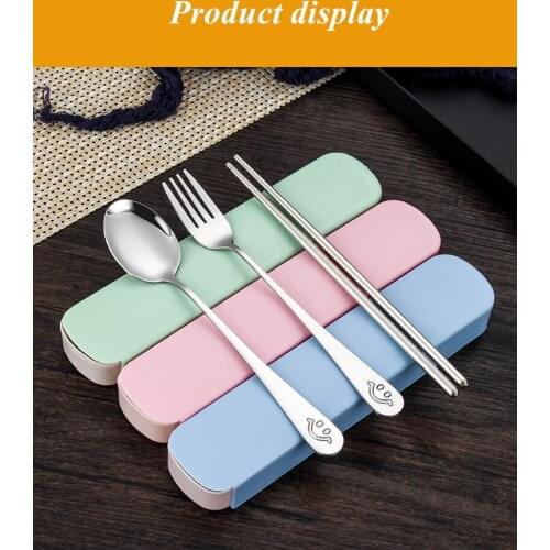 Tableware Set Outdoor Travel Smiley Face 3-piece Spoon Fork Chopsticks Creative Cute Portable Dinnerware Set 2021