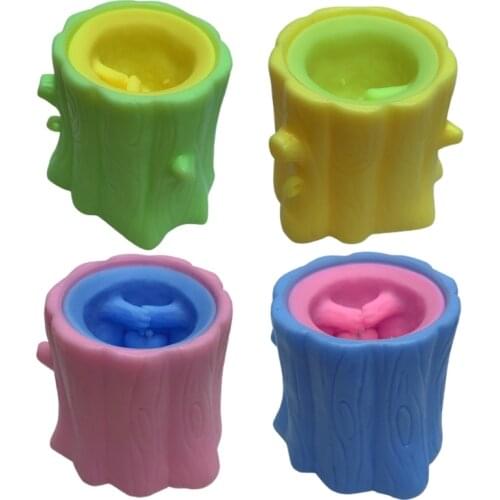 2021 New Squirrel Squeeze Cup Childrens Toys Vent Decompression Toys Stress Relief Pen Holder Cup Anti-Anxiety Handheld Toys