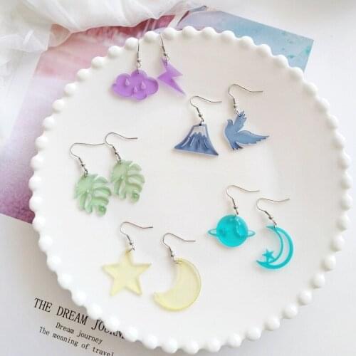 Kawaii Funny Women Acrylic Cat Flower Leaf Lightning cloud Earth Universe Star Moon Clips on Earrings Without Piercing Ear Hole