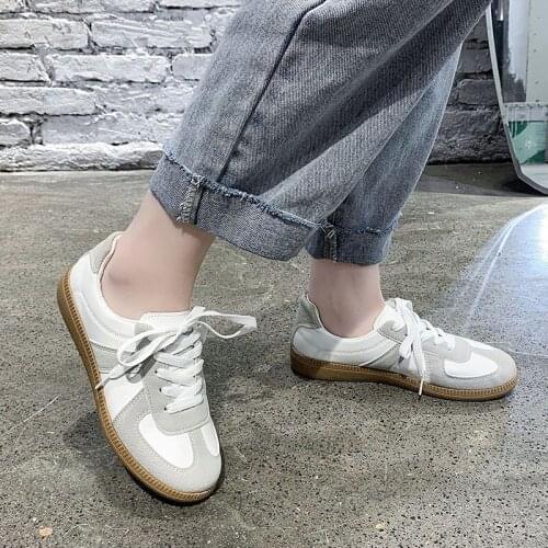Design ladies graffiti decorative shoes brand fashion girls white thick heel sneakers casual running shoes B1283