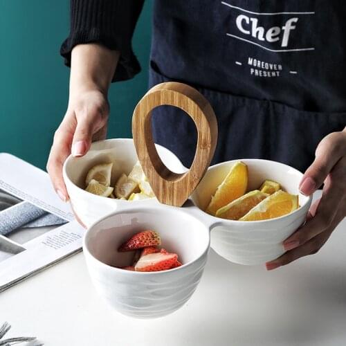 Ceramic fruit platter Modern household living room fruit platter Dessert platter Dry fruit inventory Heart platter divided candy