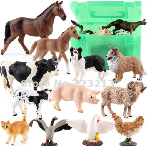 Feleph Figures With Animals