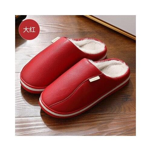 Sandálias de verão logotipo personalizado e chinelos para uso doméstico $ 44