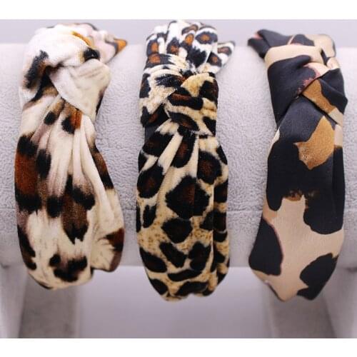 Bohemian Velvet Leopard Knot Hairband Ladies ethnic Geometric Leopard Pattern Knotted Hairband customized Hair Accessories