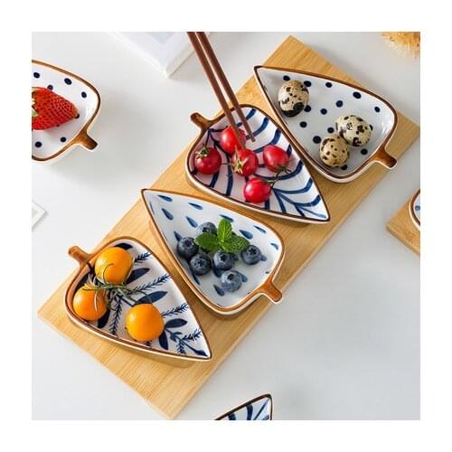 Creative Leaf Shape Seasoning Bowl Ceramic Multipurpose Small Plates Appetizers Snack Dish Sauce Kitchen Dishes Sushi Cake Tray