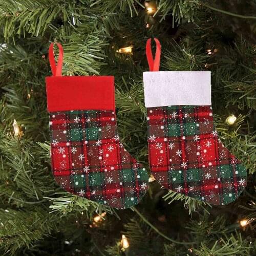 New Christmas Plaid Stockings Hanging Ornaments Fluffy Top Tassels Snowflake Gifts Reusable Home Xmas Party Decoration Gift Bags