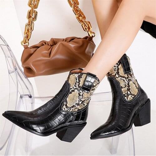 Vintage ladies western boots fashion for Women Square Block Heel Short Boots Ladies black Brown White Boots 2021 Winter
