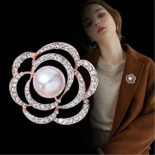 Pearl Flower Brooches Elegant Crystal Brooch Pins Gifts Sweater Corsage For Women Scarf Dress Weddings Party Jewelry Accessories