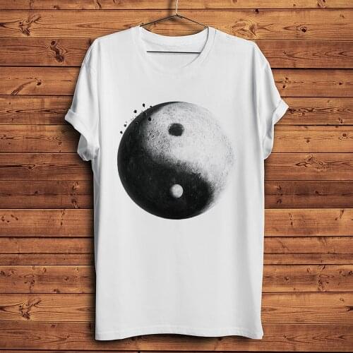 Yin Yang Taiji Dark and bright Moon funny tshirt Men summer new White Casual short sleeve T Shirt Unisex geek streetwear tee