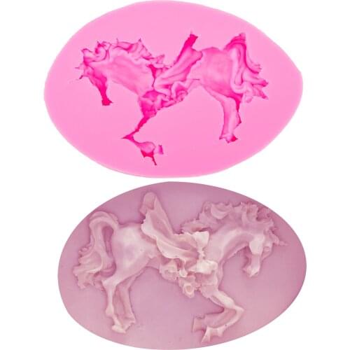 M0529 Trojan Horse Shape Soap Silicone Mold Fondant Cake Molds Chocolate Candy Moulds DIY Decoration Baking Tools