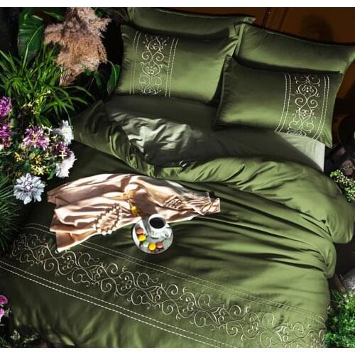 Solid Color Imitated Silk Duvet Cover Bed Sheet Pillowcases King Queen Size 4pcs Embroidered Satin Bedding Bedclothes Bed Linen