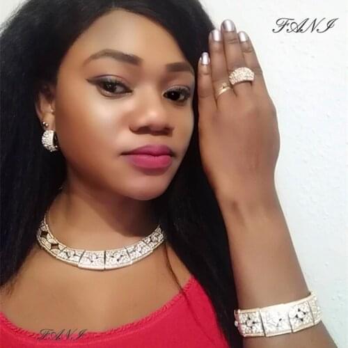 Fani 2020 Dubai gold bridal Jewelry Set Wholesale Nigerian woman accessories jewelry set Fashion African Beads Jewelry Set