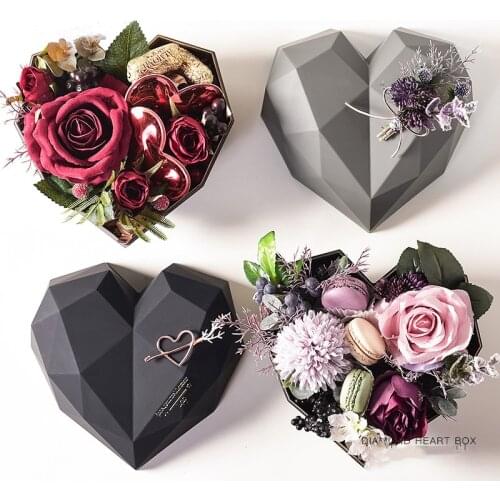 1pcs luxury love heart shaped gift boxes florist packaging box Flower Bouquet Holder Flower Boxes portable florist rose holders