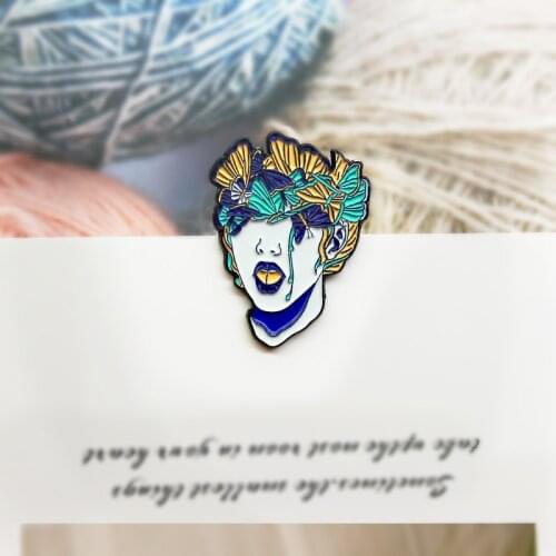Creative Punk Halloween Daughter Ghost Avatar Enamel Brooch Flower Butterfly Alloy Pins Badge Woman Jewelry Gift For Friends