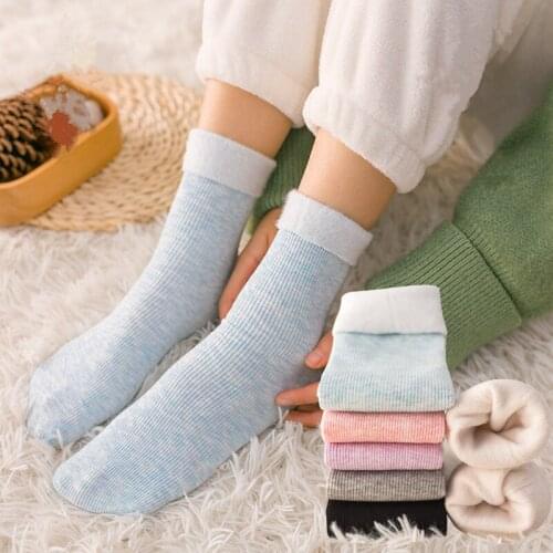 1 Pair Winter Warm Women Socks Thickening Plus Velvet Seamless Fashion Soft Colored Boots Floor Sleeping Middle Tube Female Sox