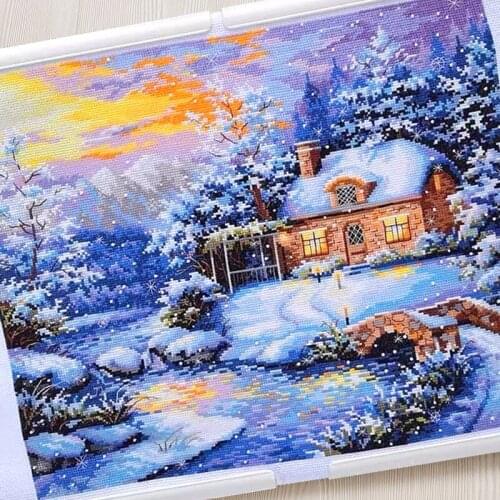 Cross stitch kits embroidery needlework sets Nordic Winter Snow Chalet Christmas decoration gifts Unfinished embroidery kit