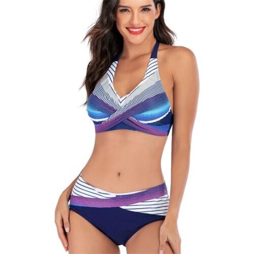 Sze-Vunkoo Halter Swimwear